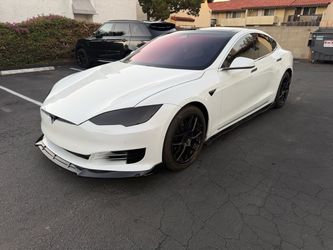 2017 TESLA S 75D dual motor AWD￼