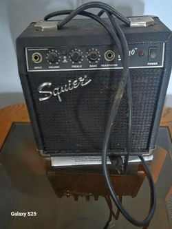 Small guitar amp