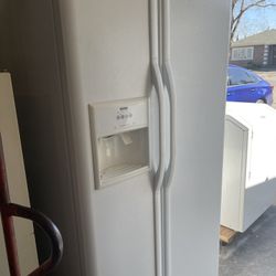 Refrigerator Works Great