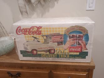 Limited Edition Coca Cola Deluxe Delivery Truck 