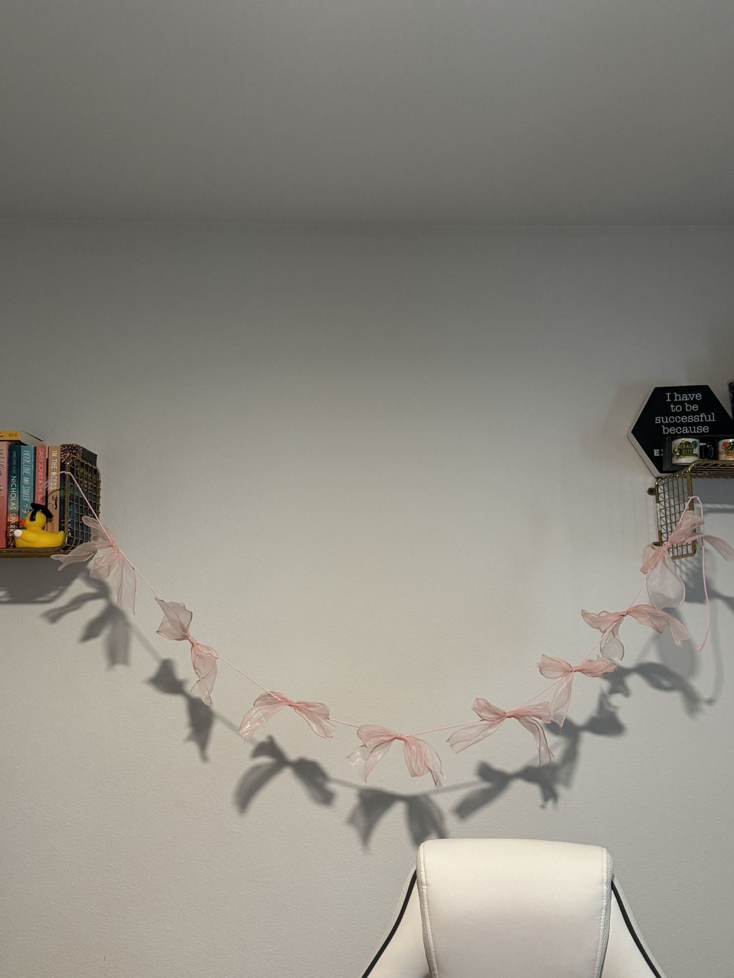 Bow Garland