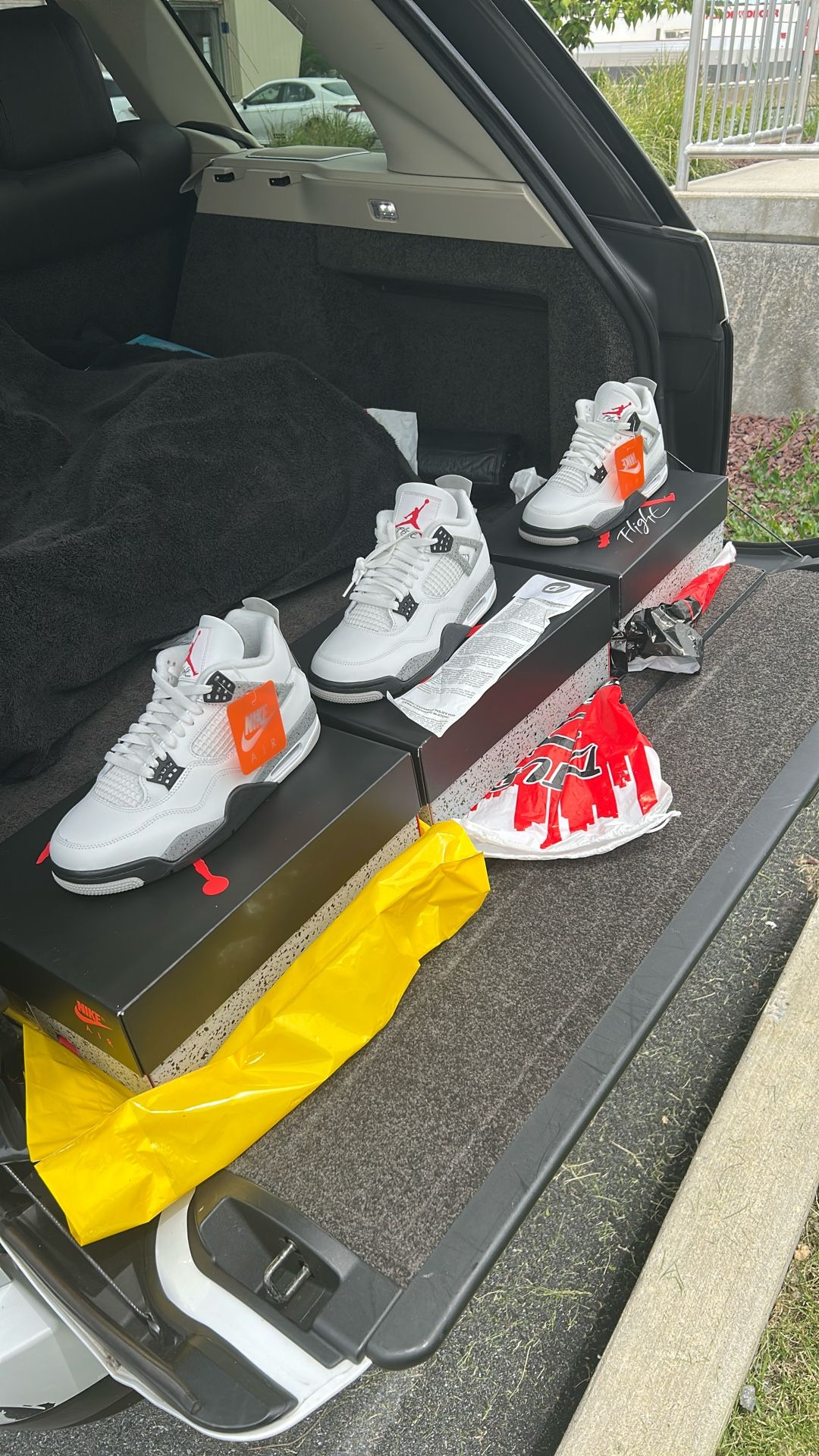 Retro White Cement 4 Multiple Sz