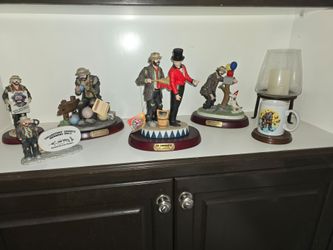 Emmett Kelley Figurines