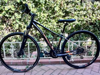 GT Transeo Hybrid bike