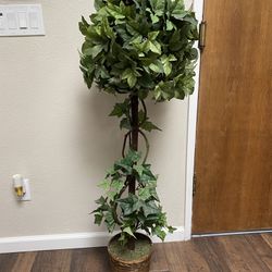 Artificial Topiary Tree