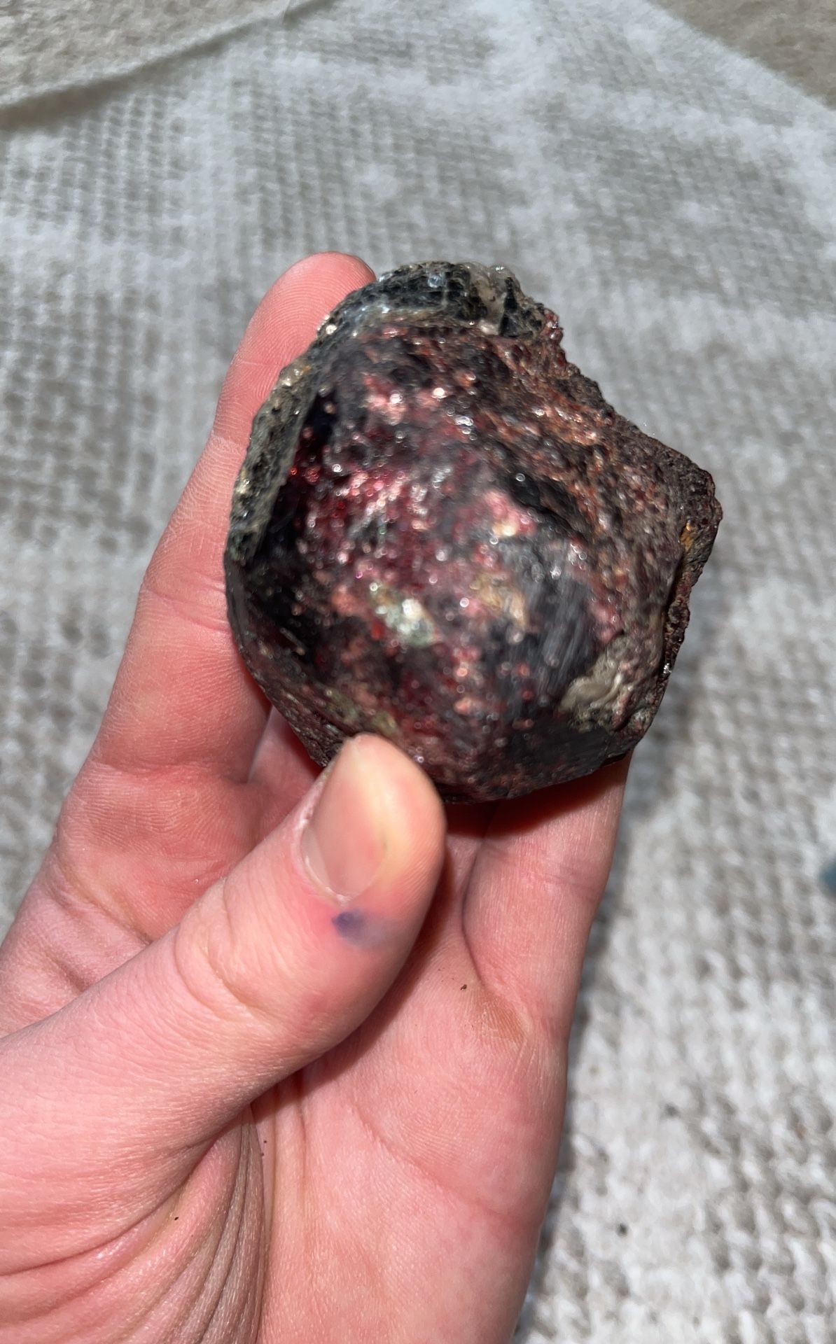 GIANT GARNET 