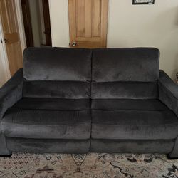 New Electric Reclining Couch