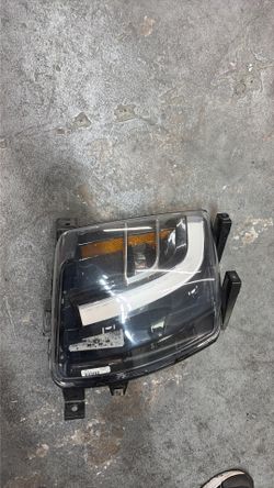 Tesla model x right fog light