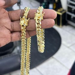 Chain And Bracelet Set