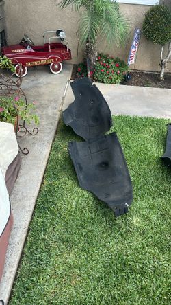 Rear fender liners