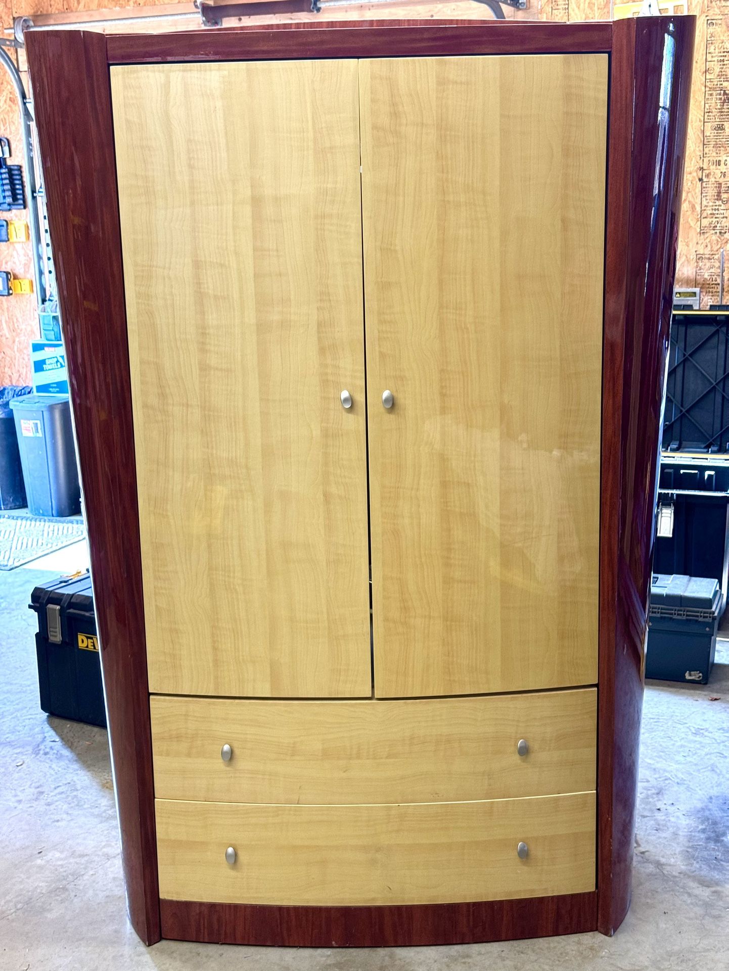 Wardrobe Cabinet - BEAUTIFUL