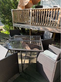 Outdoor Patio Set- 6 Chairs