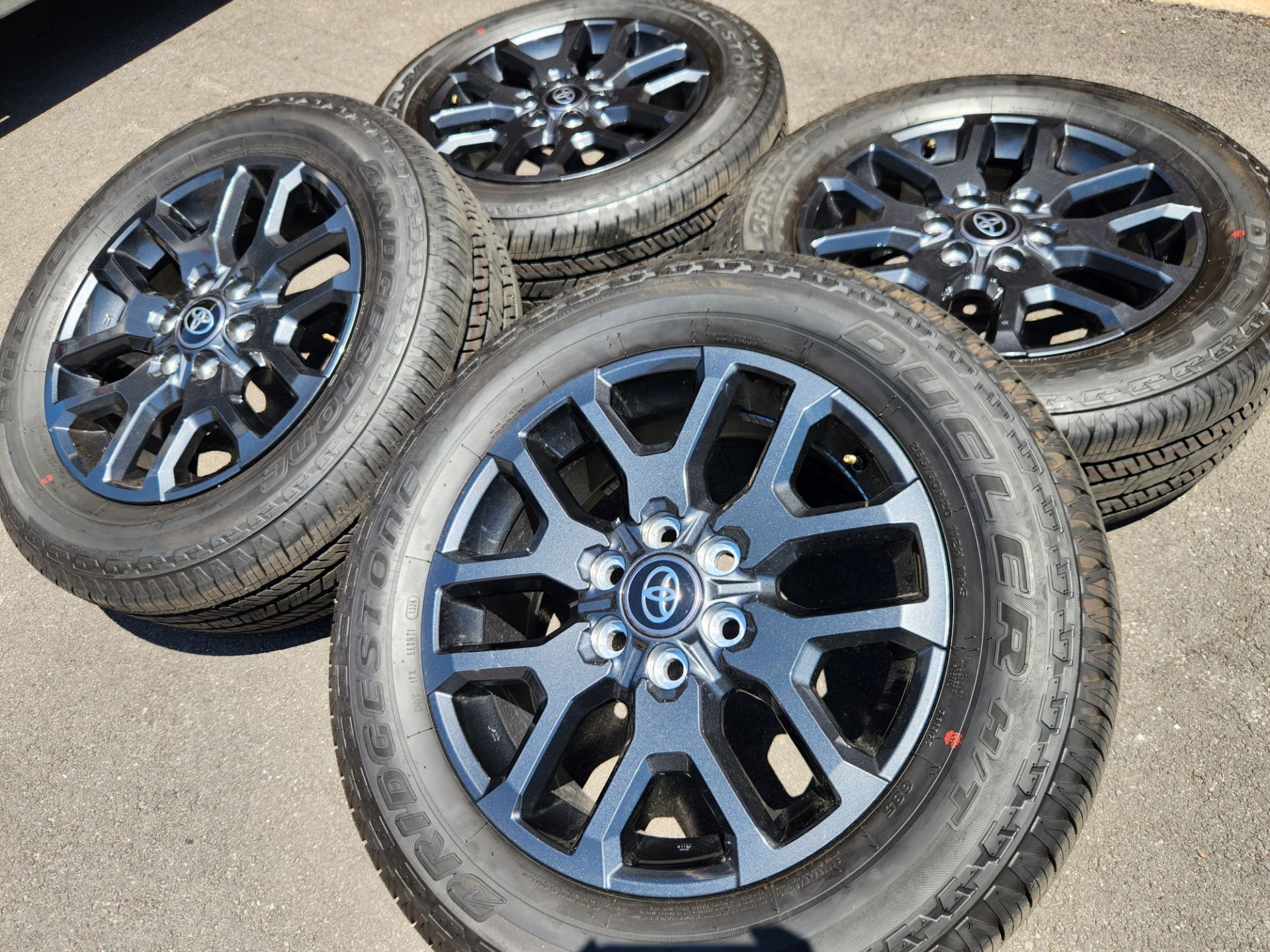 20" Toyota Tundra Sequoia gray factory wheels and tires new