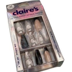 Claire's Marble and Nude Faux Nail Set