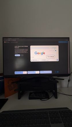 32in Samsung Gaming Monitor 180hz Samsung G5