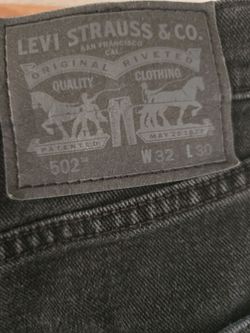 Men Levi's pants