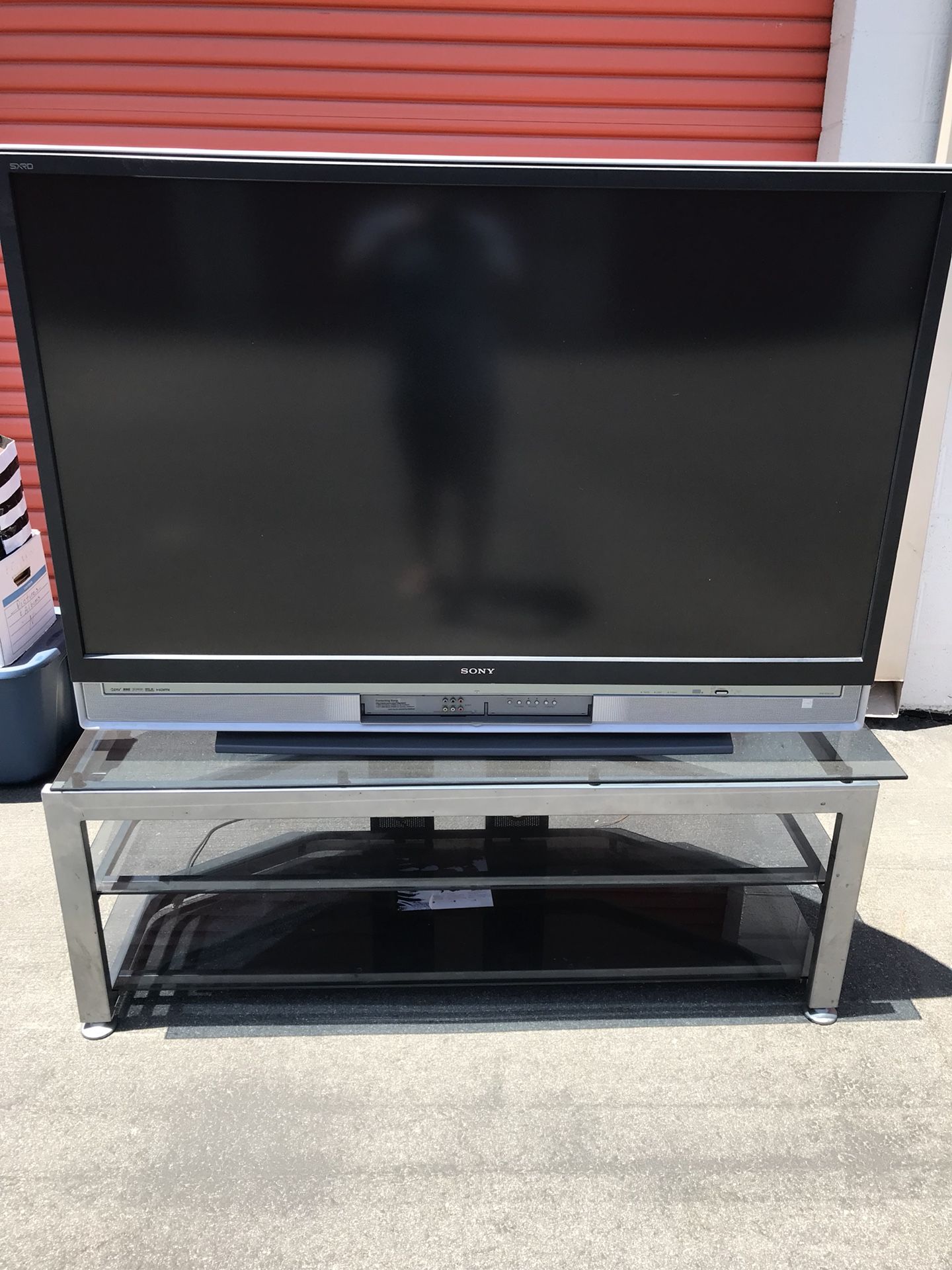 Sony SXRD 60inch TV w stand