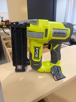 Ryobi ONE+ 18V AirStrike 18-Gauge Brad Nailer $70 LIKE NEW