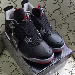 Jordan 4 Retro 