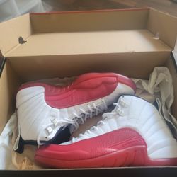 JORDAN RETRO 12 WHITE CHERRY 