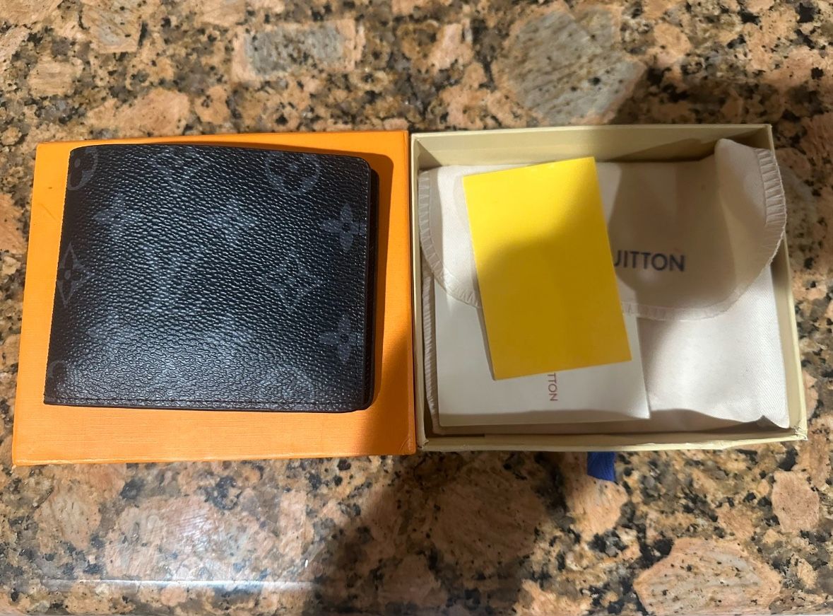 LV Wallet Black