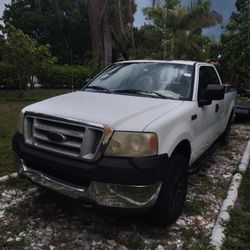 05 Ford F-150 4x4 Ext. Cap V8