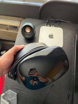 SAMSUNG HMD Odyssey+ Windows Mixed Reality Headset with 2 Wireless Controllers