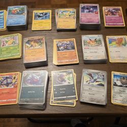 Pokémon Card Bulk Lot. More Than 780 Cards! No Energy Cards!