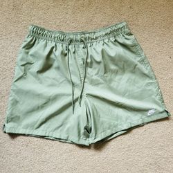 Nike Club 6” Woven Flow Shorts - Oil Green - Large