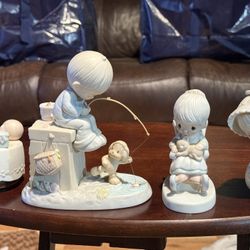 Precious Moments, Ceramic Figurine Set of 4