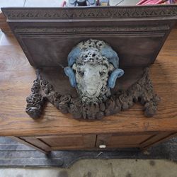 Vintage Corinthian Capital Big Horn Ram Head Wall Shelf done in tar heel colors. UNIQUE. Piece measures 17 1/4" wide x 8 1/2" high x 8" Deep off wall.