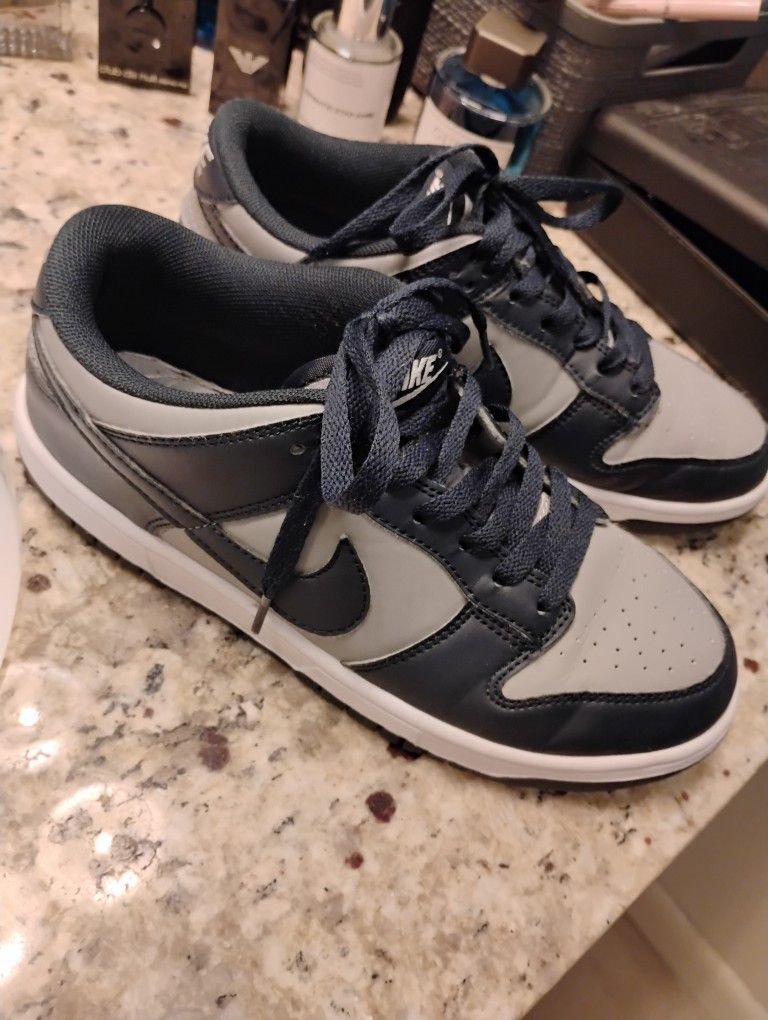 Navy Blue And Grey Nike