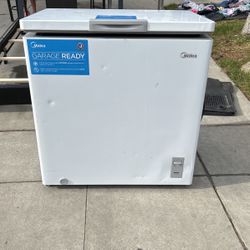 Chest Freezer 