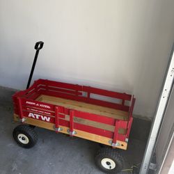Wooden Radio Wagon 