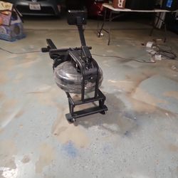 Maxkare Water Rowing Machine  Great Condition Like New