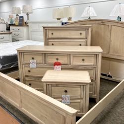 New King Maple Bedroom — American Made