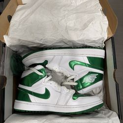 Jordan 1 Retro High Golf Shoes – White/Metallic Green – Size 9.5