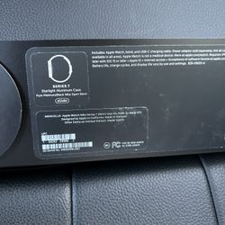 	Apple Watch Nike Series 7 (GPS) 45mm Starlight Aluminum Case with Pure Platinum/Black Nike Sport Band - Starlight