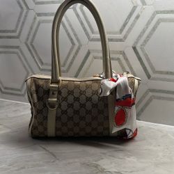100% Authentic Gucci Purse