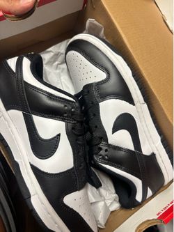 Nike low dunks panda