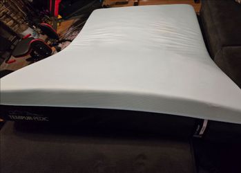 Cal/King Tempurpedic Mattress