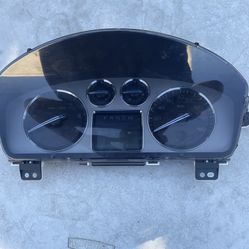 Cadillac Escalade Gauges