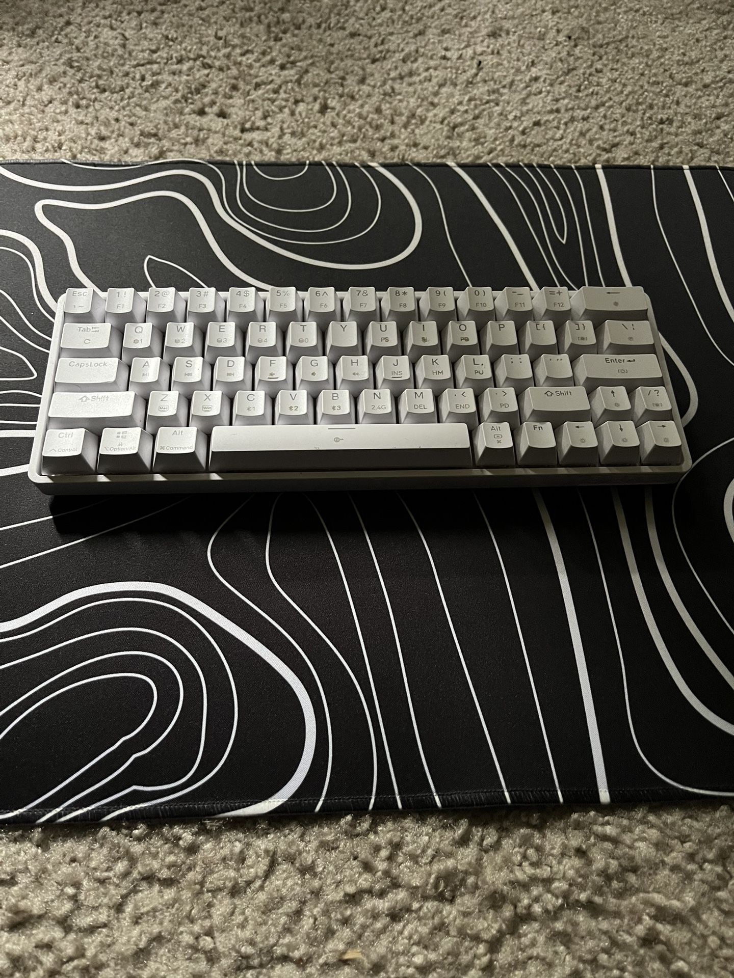 Wire/Wireless Keyboard | TMKB M1 mouse | Black White mouse Pad