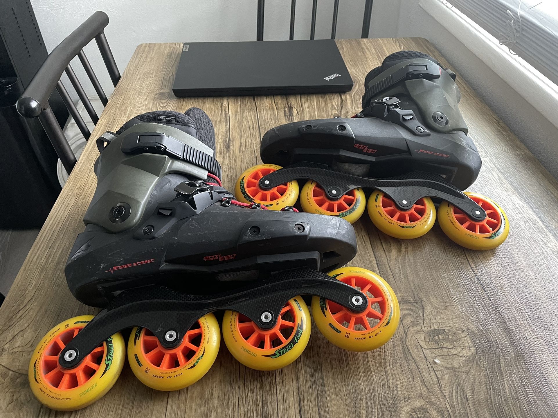 Rollerblade Twister Edge Inline Skates w/Custom 4X90mm Carbon Frame