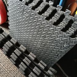 Floor Mat 16 pieces with edges