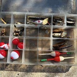 Fishing Lures With Box