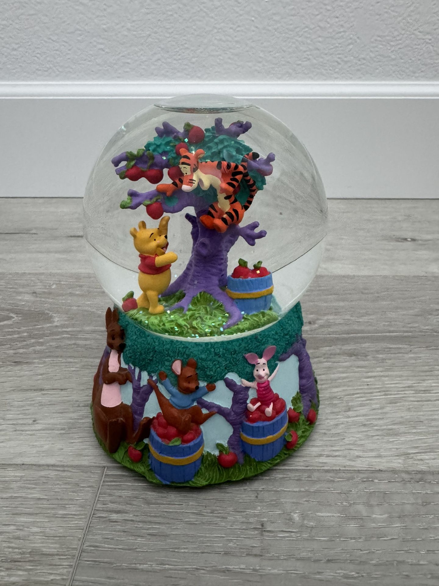 Winnie the Pooh Snow Globe