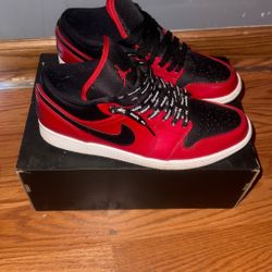 Jordan 1 Low Gym Red L