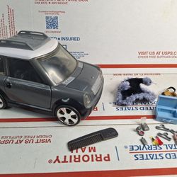 MGA Rare 2003 Lil Bratz Mini Coupe w/ Accessories for Lil' Bratz Dolls