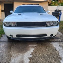 2012 Dodge Challenger 